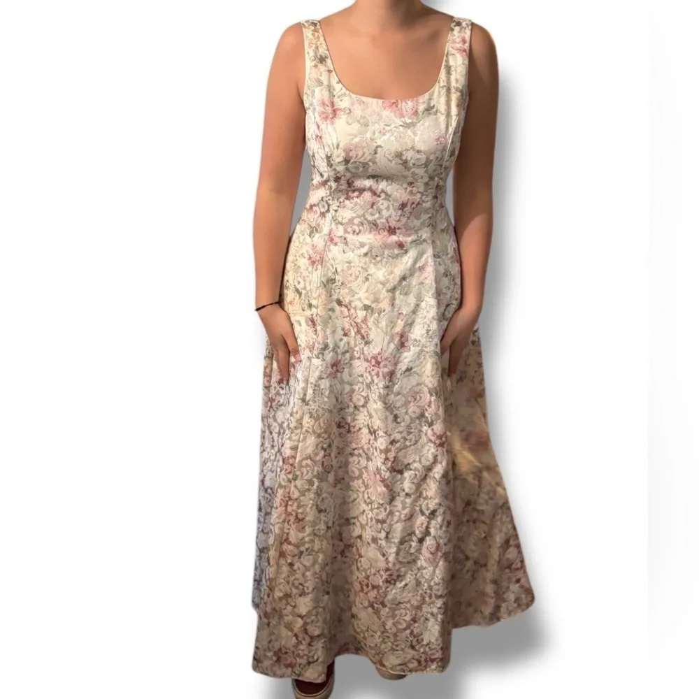 Jessica McClintock Floral Jacquard Scoop Neck Sleeveless Ball Wedding Gown 10 - Picture 8 of 8